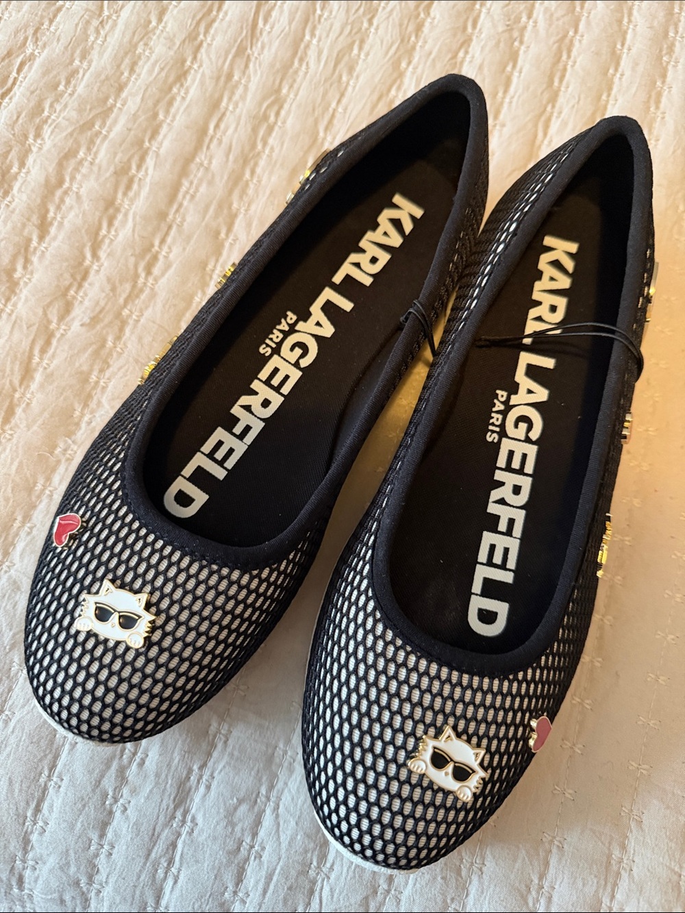 KARL LAGERFELD Paris Ballet Flats - Iconic Emblems Red/White/Gold NWOT 7.5 ❤️ - Picture 2 of 8